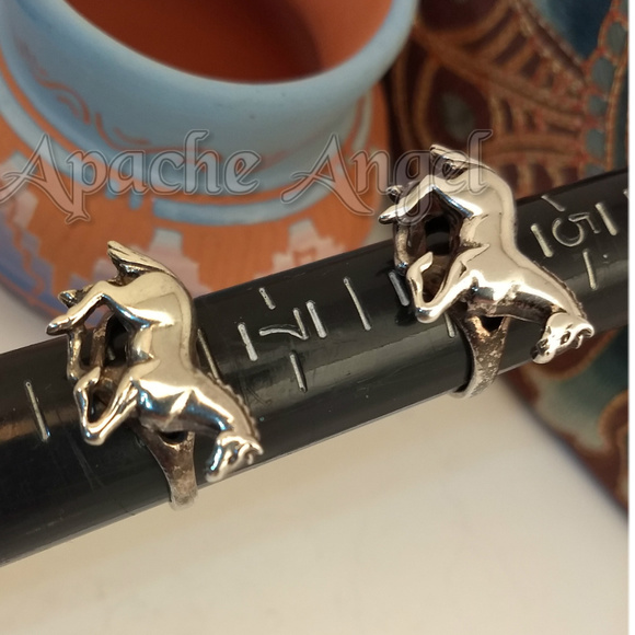Equestrian Horse Sterling Silver Ring Sz 6 Sz 8 - Picture 3 of 3